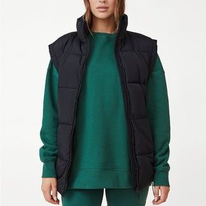Cotton on BODY women’s recycled mother puffer vest jacket